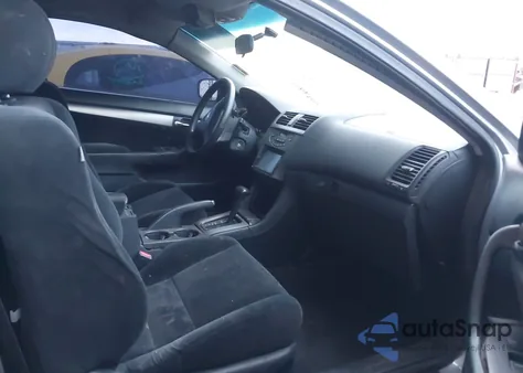 2003 Honda Accord 2.4 Ex z USA, uszkodzony, nr VIN 1HGCM726X3A002107